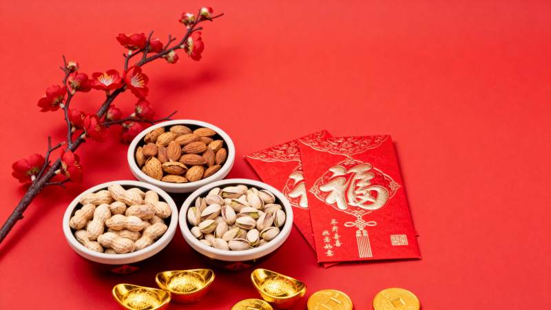 春节喜庆坚果礼盒图片