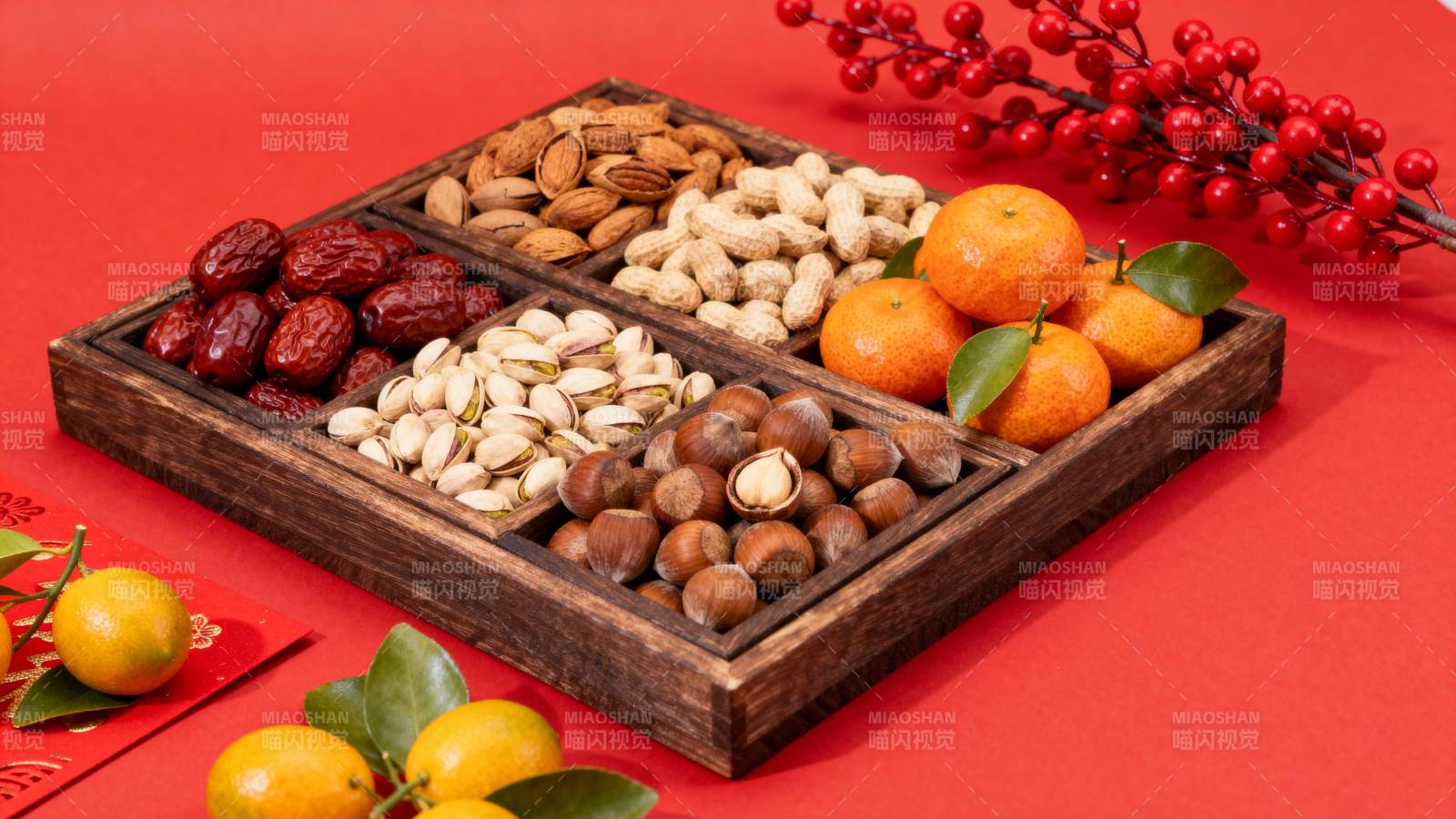 年货坚果果干拼盘图片
