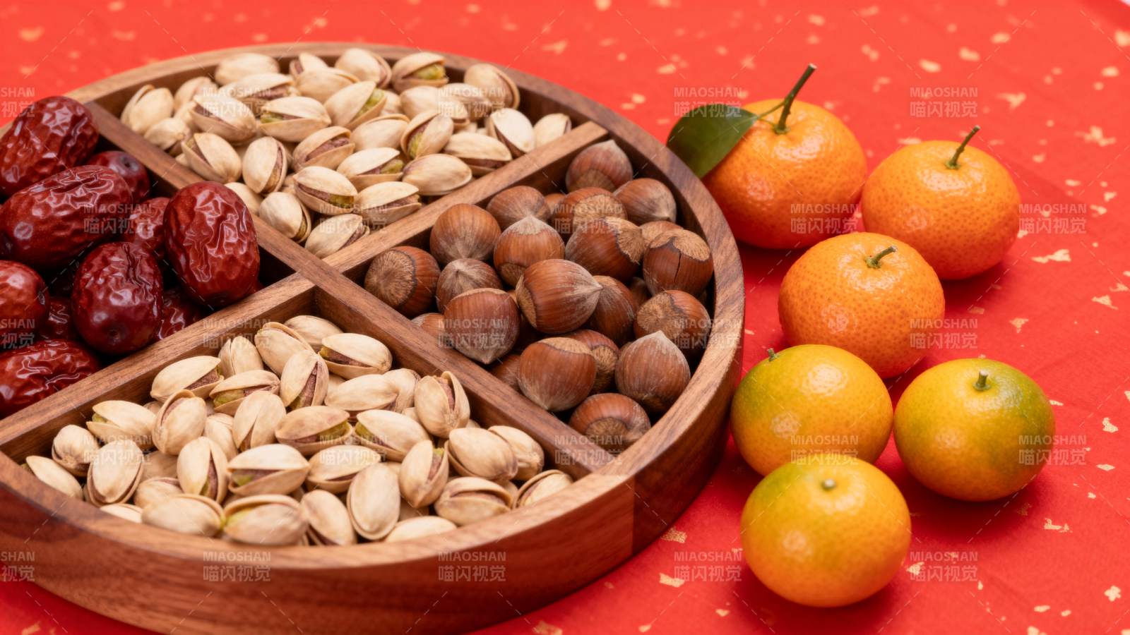 坚果与柑橘盛宴图片