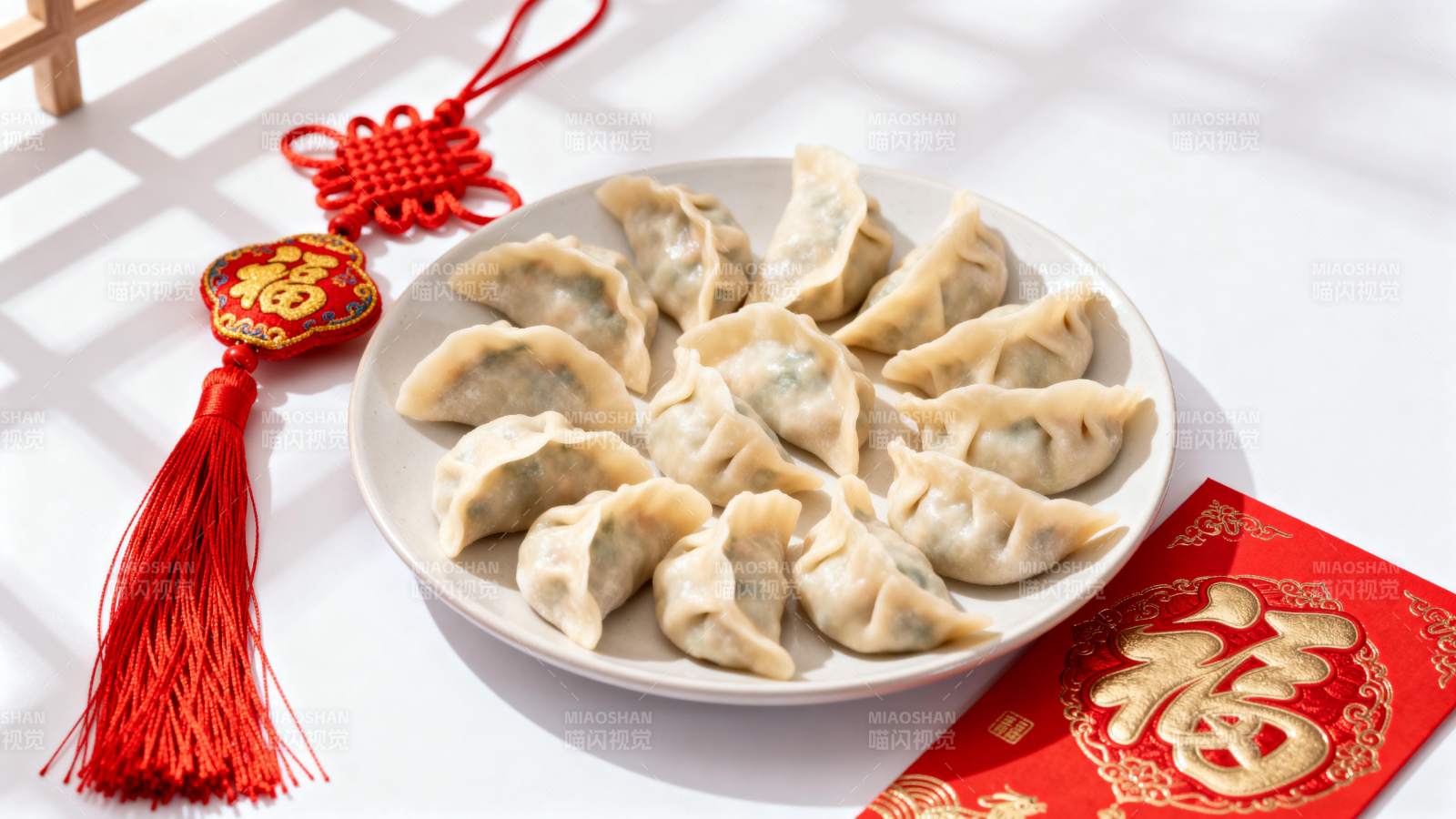 春节饺子喜庆团圆图片