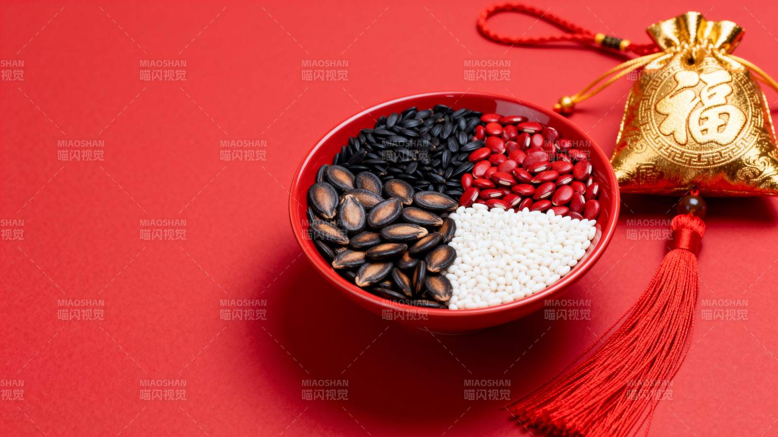 五谷丰登福袋相伴图片