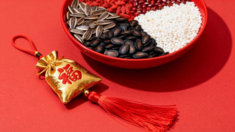 福袋与五谷杂粮图片