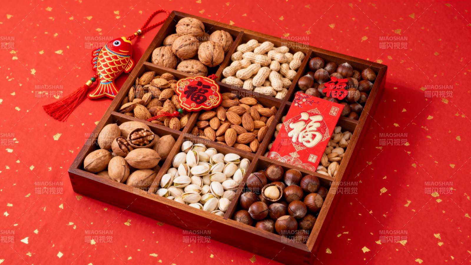 新春坚果礼盒图片