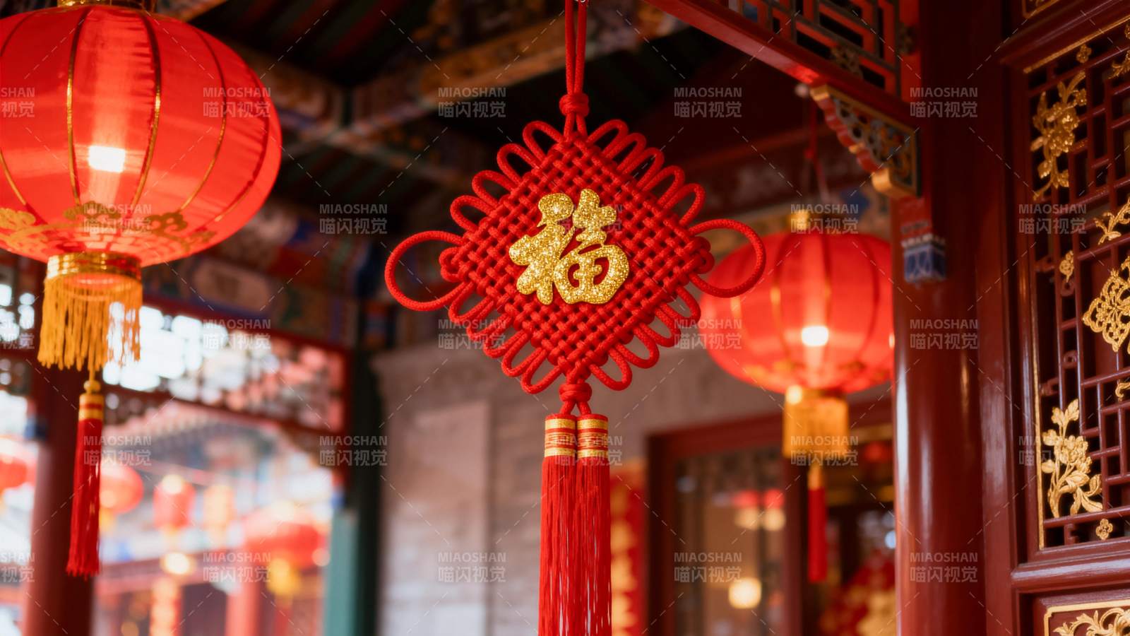 红灯笼挂福字图片