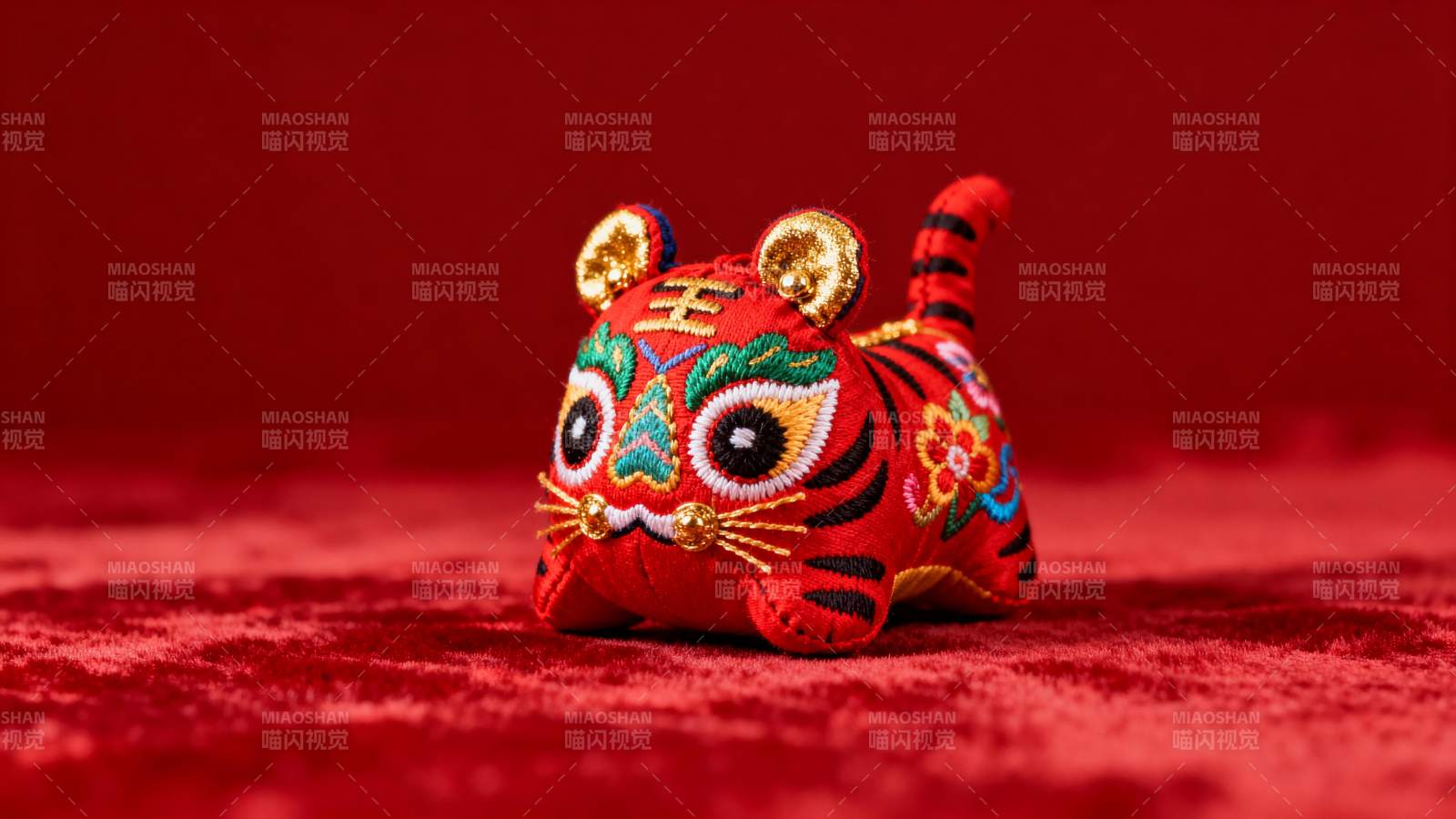 虎年吉祥物图片