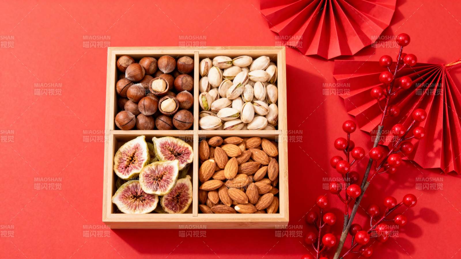 坚果果干礼盒图片