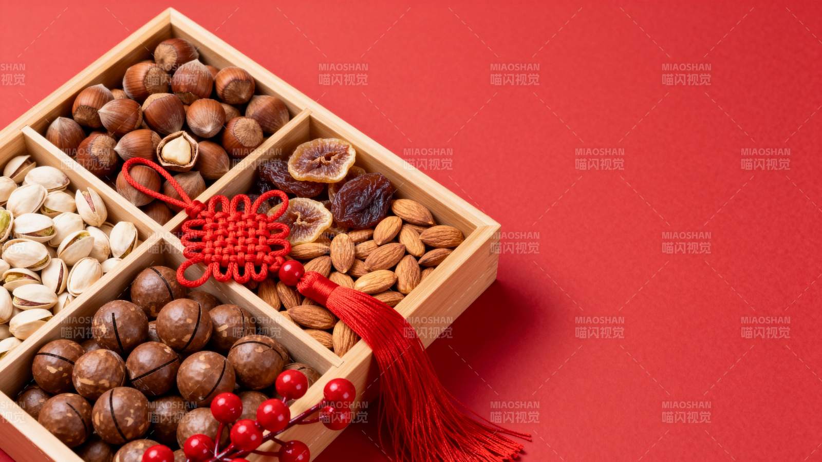年货坚果礼盒图片