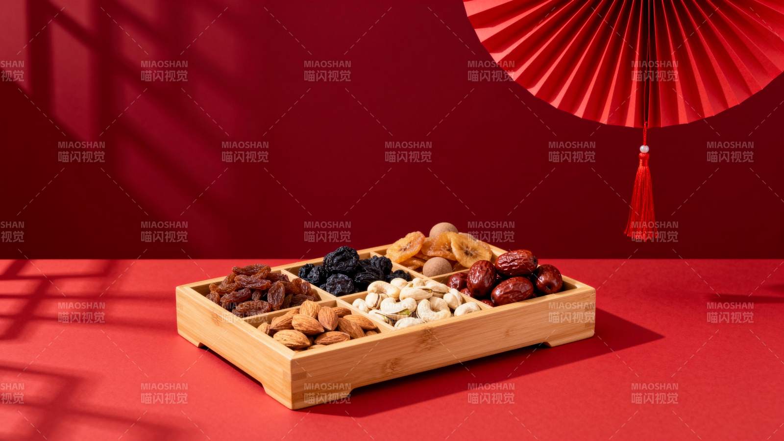 年货坚果礼盒图片