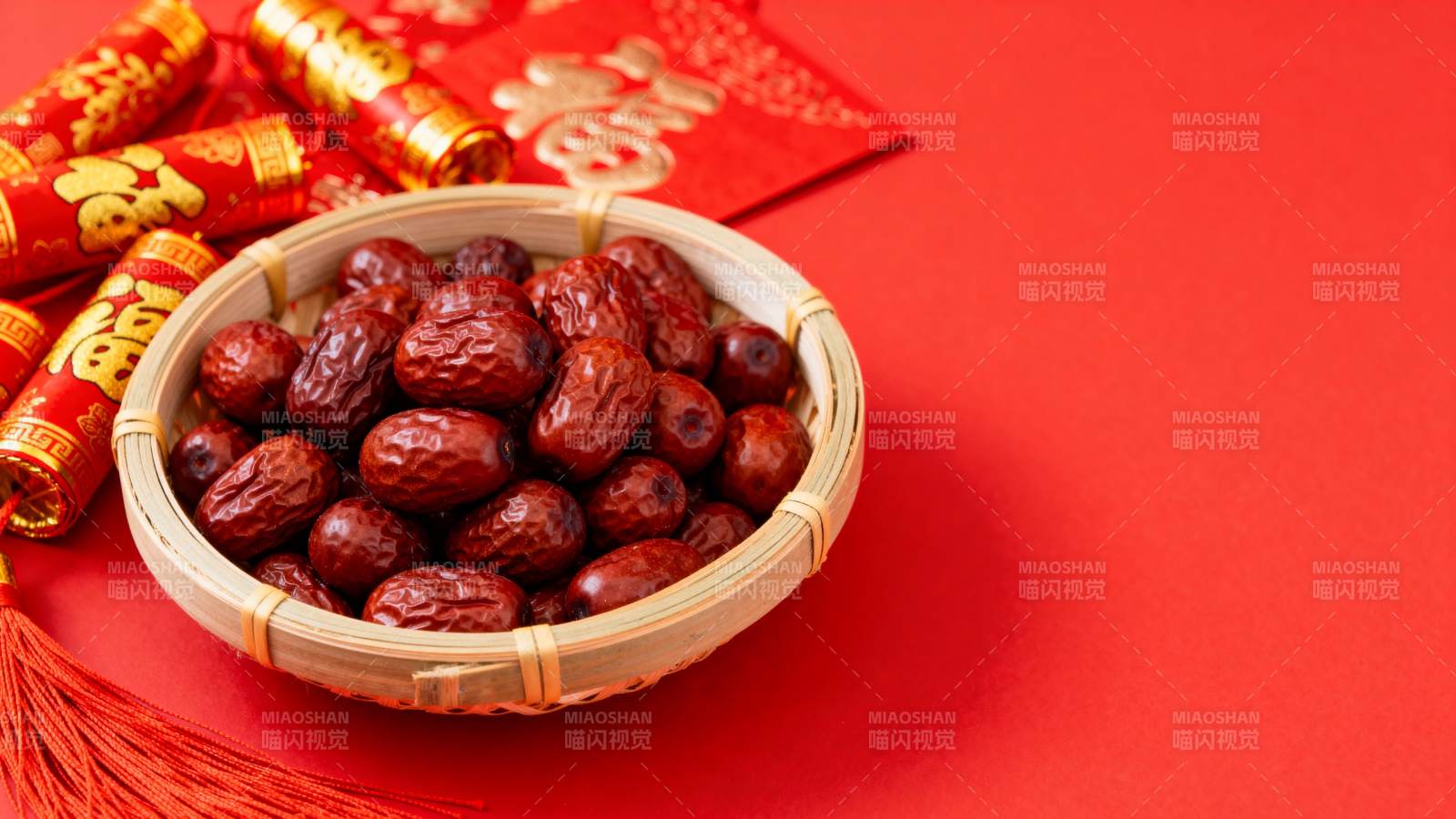 红枣喜庆年味浓图片