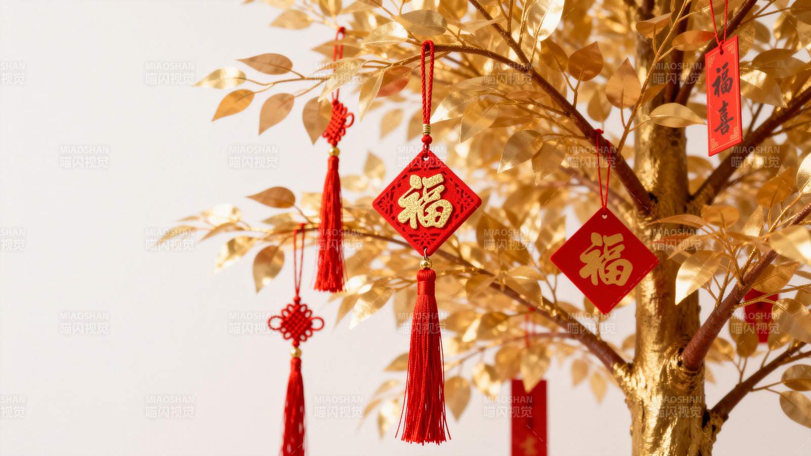 福字挂饰迎新春图片