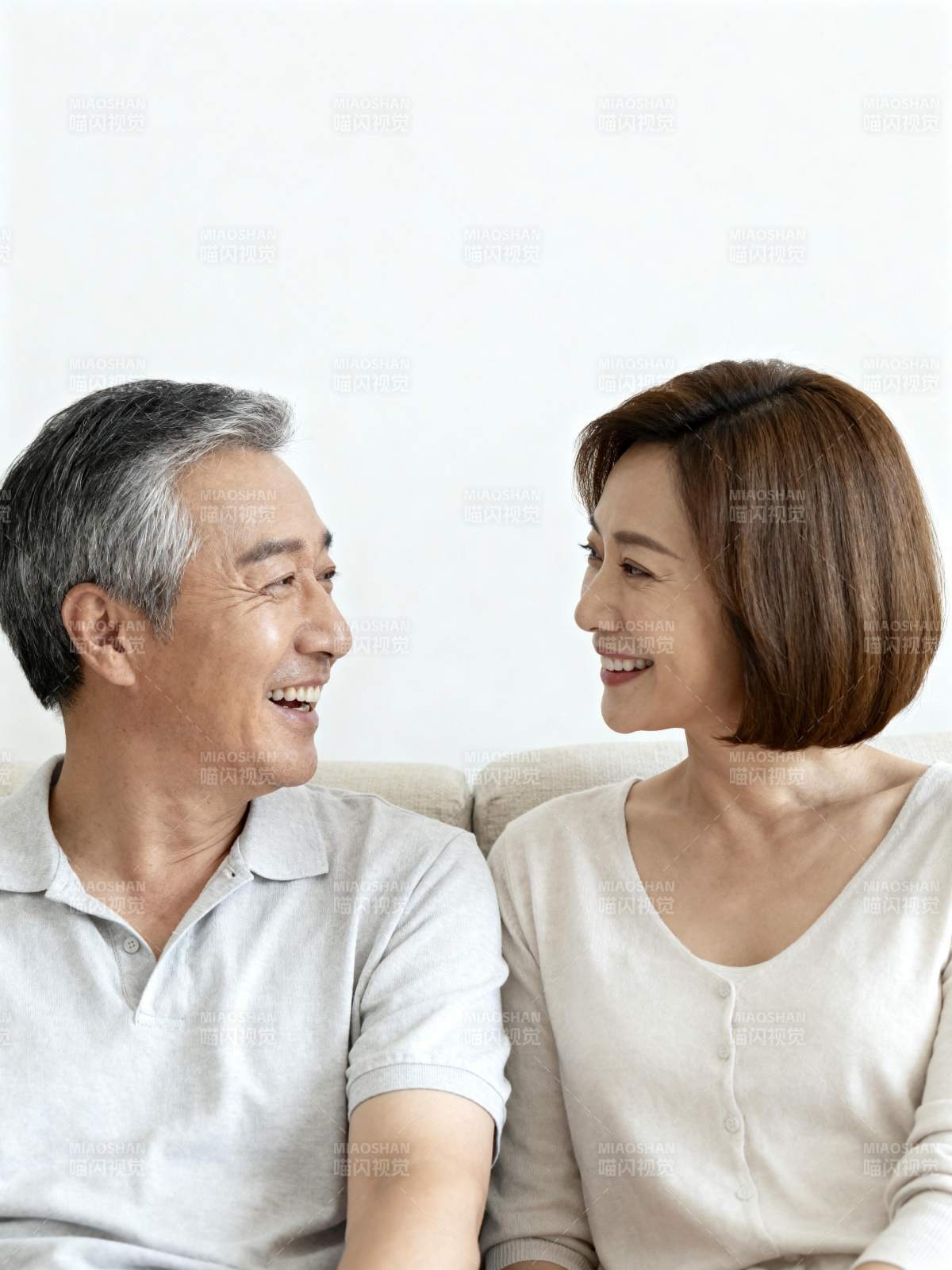 幸福相伴 笑颜如初图片