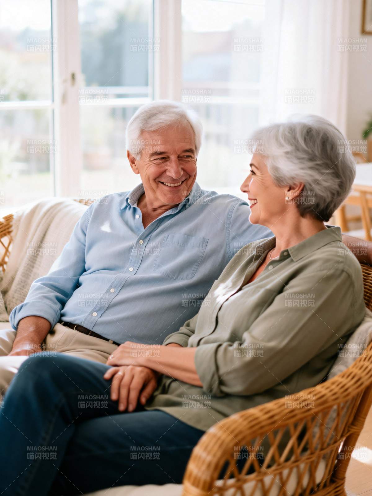 温馨相伴 岁月静好图片