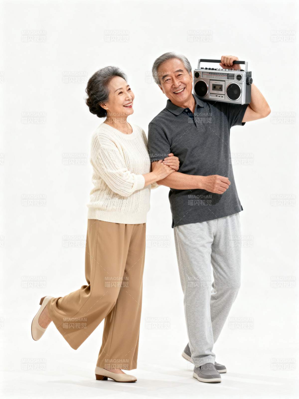 银发舞动青春图片