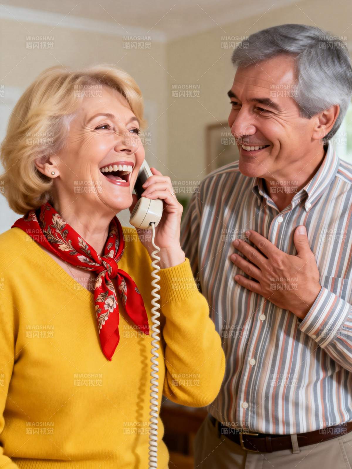 温馨通话 笑容满面图片