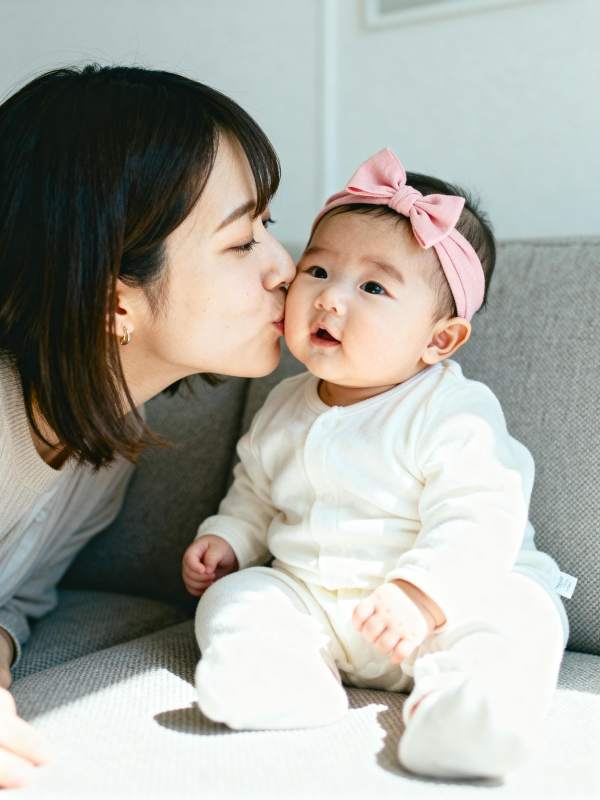 母爱温馨瞬间图片