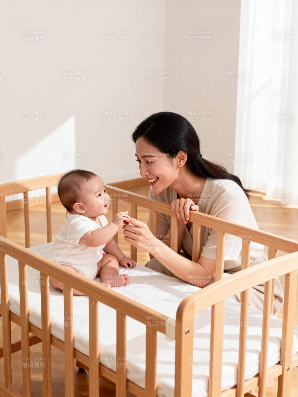 母子温馨互动图片