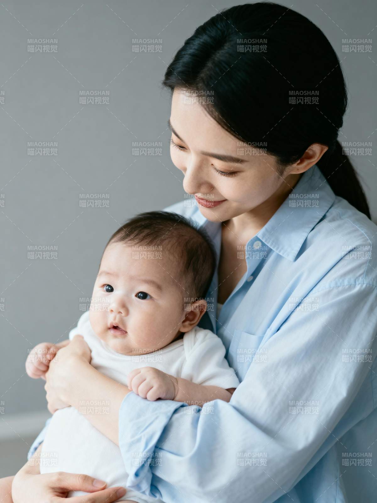 母爱温馨时刻图片