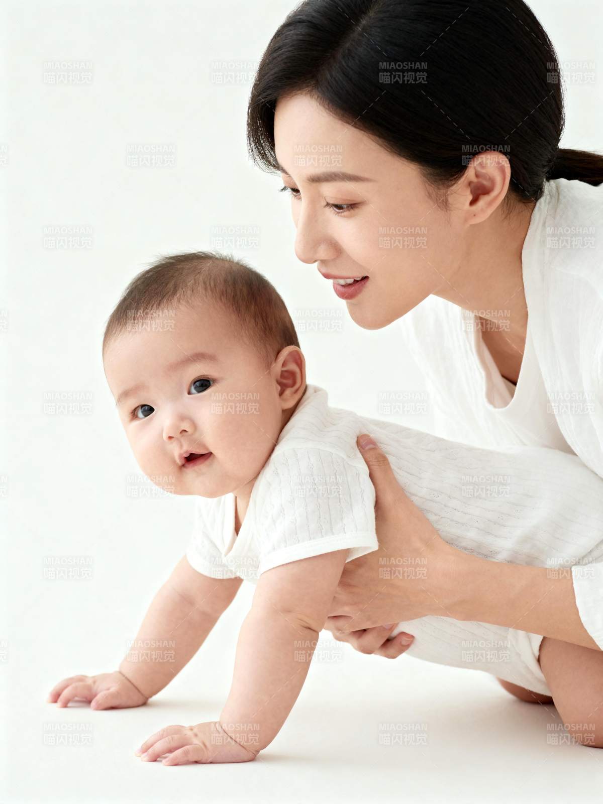 母爱温馨时刻图片