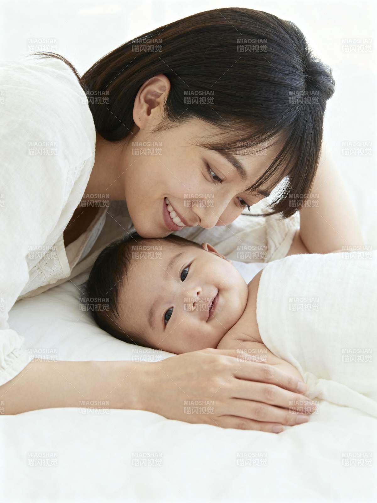 母爱温馨时刻图片