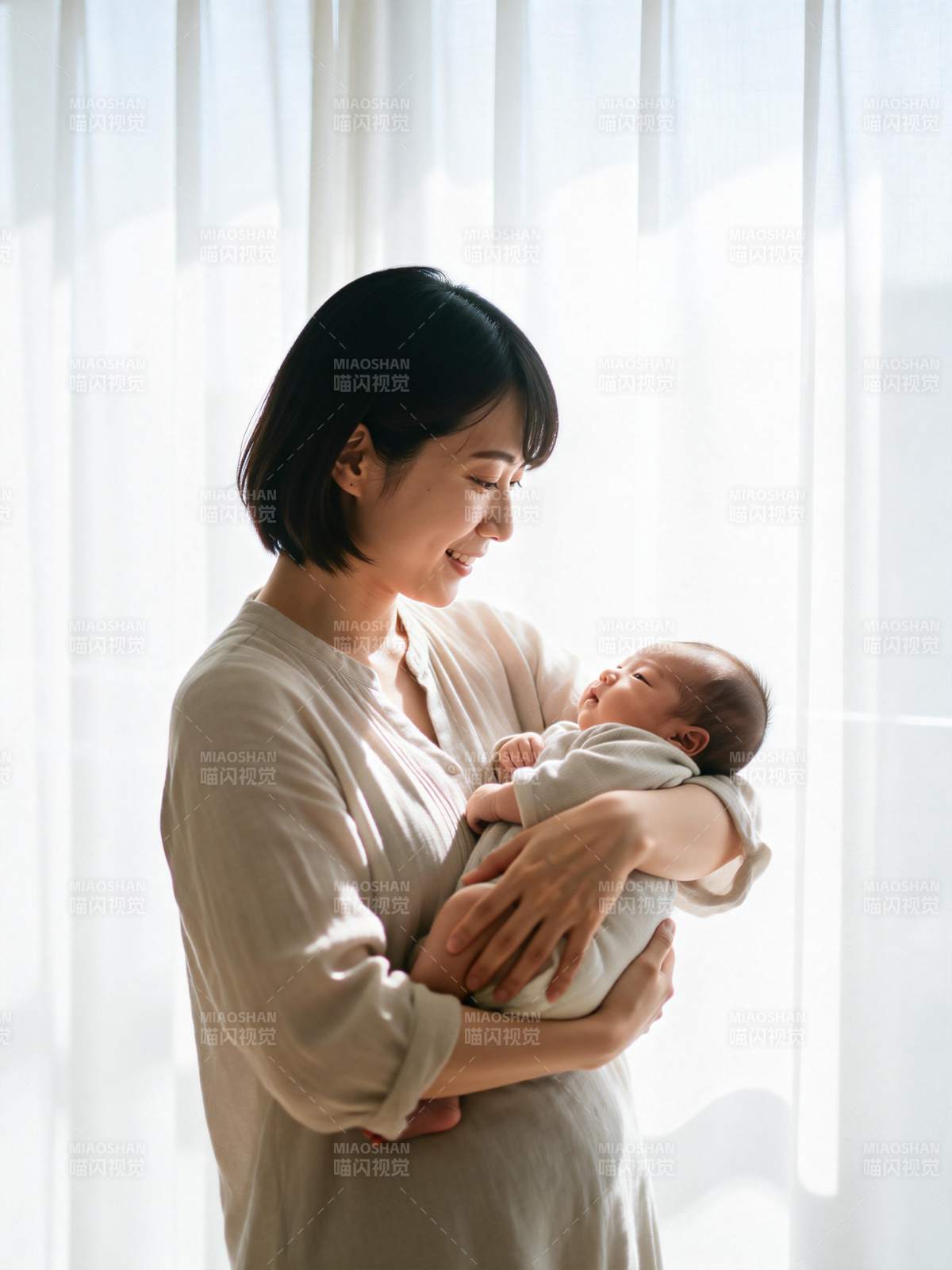 母爱如光 温暖相伴图片