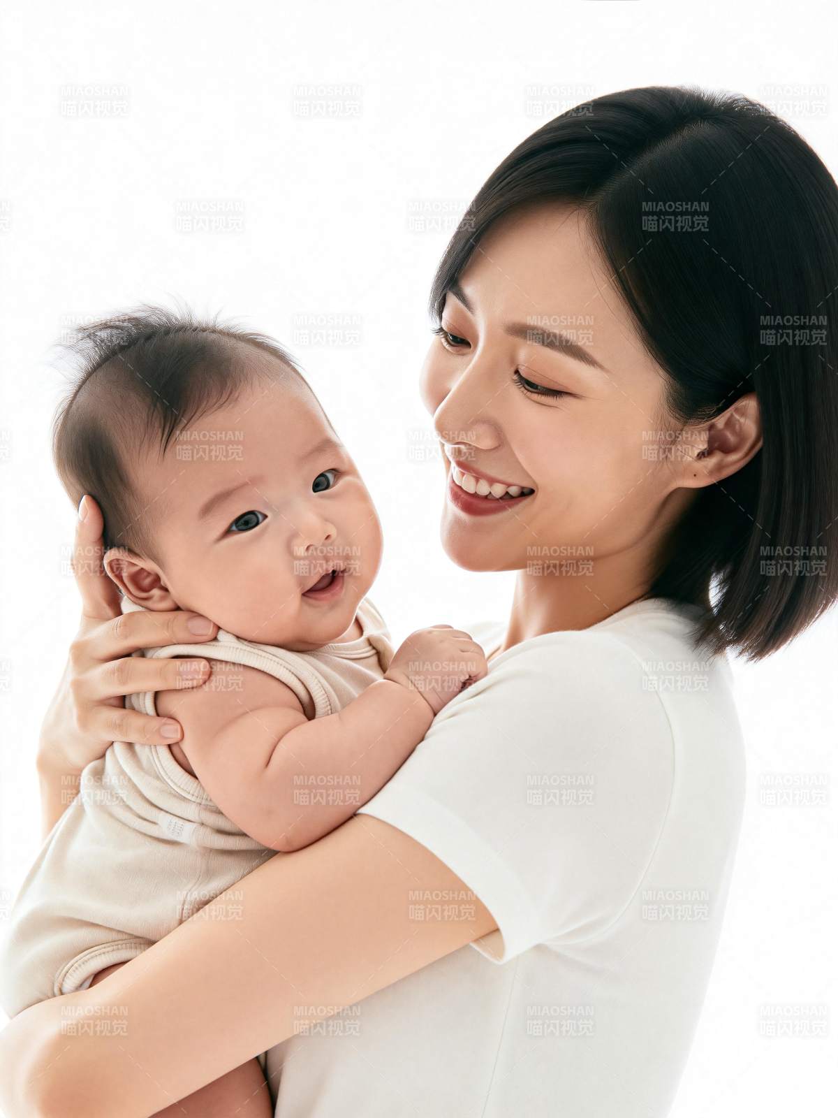 母爱温馨瞬间图片