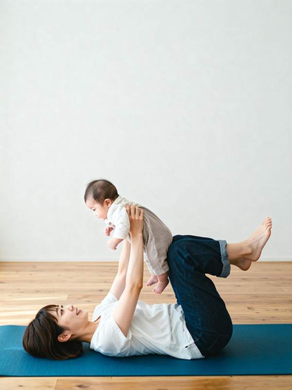 母子瑜伽时光图片