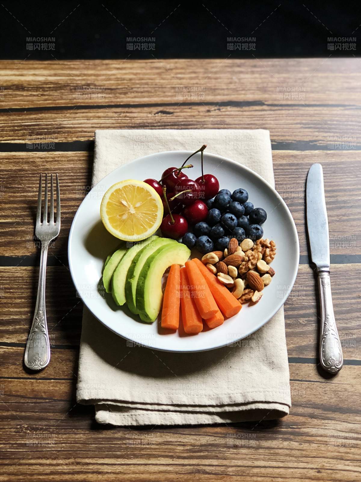 健康水果蔬菜拼盘图片