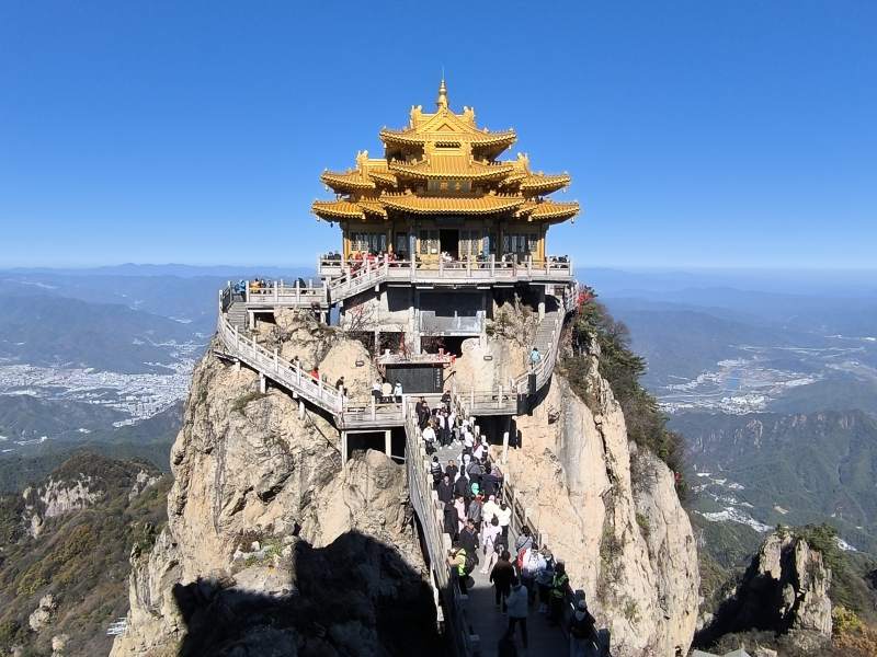 河南洛阳老君山图片