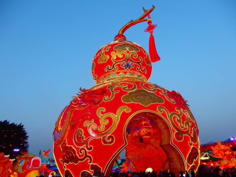 红灯笼迎新春图片