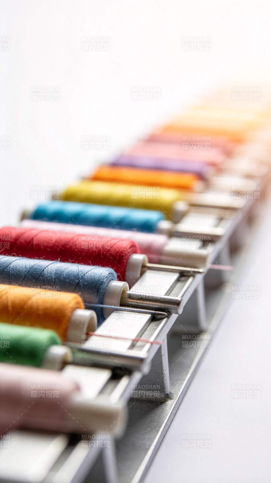 彩线排列成行图片