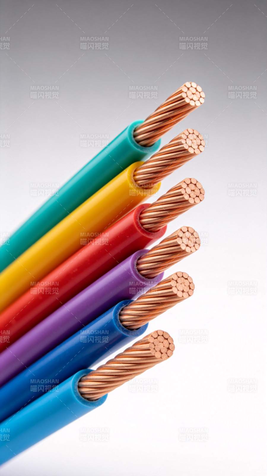 多彩电线特写图片