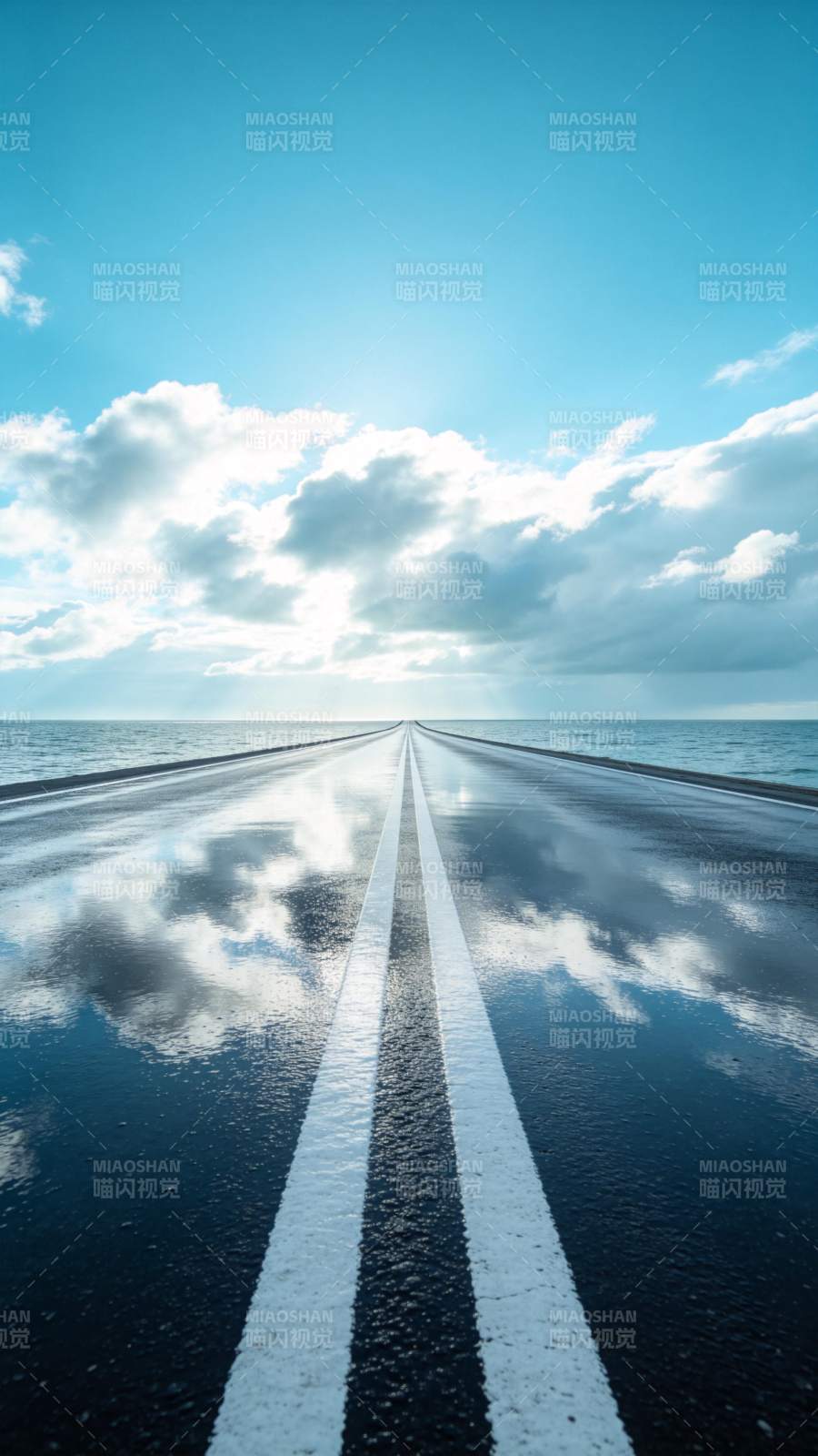 云路尽头海天一线图片