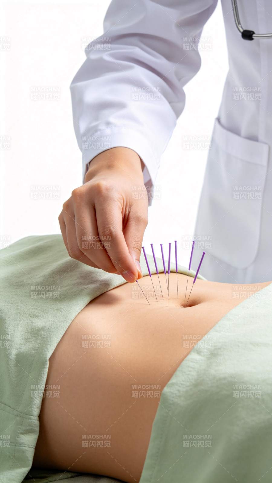 针灸治疗腹部穴位图片