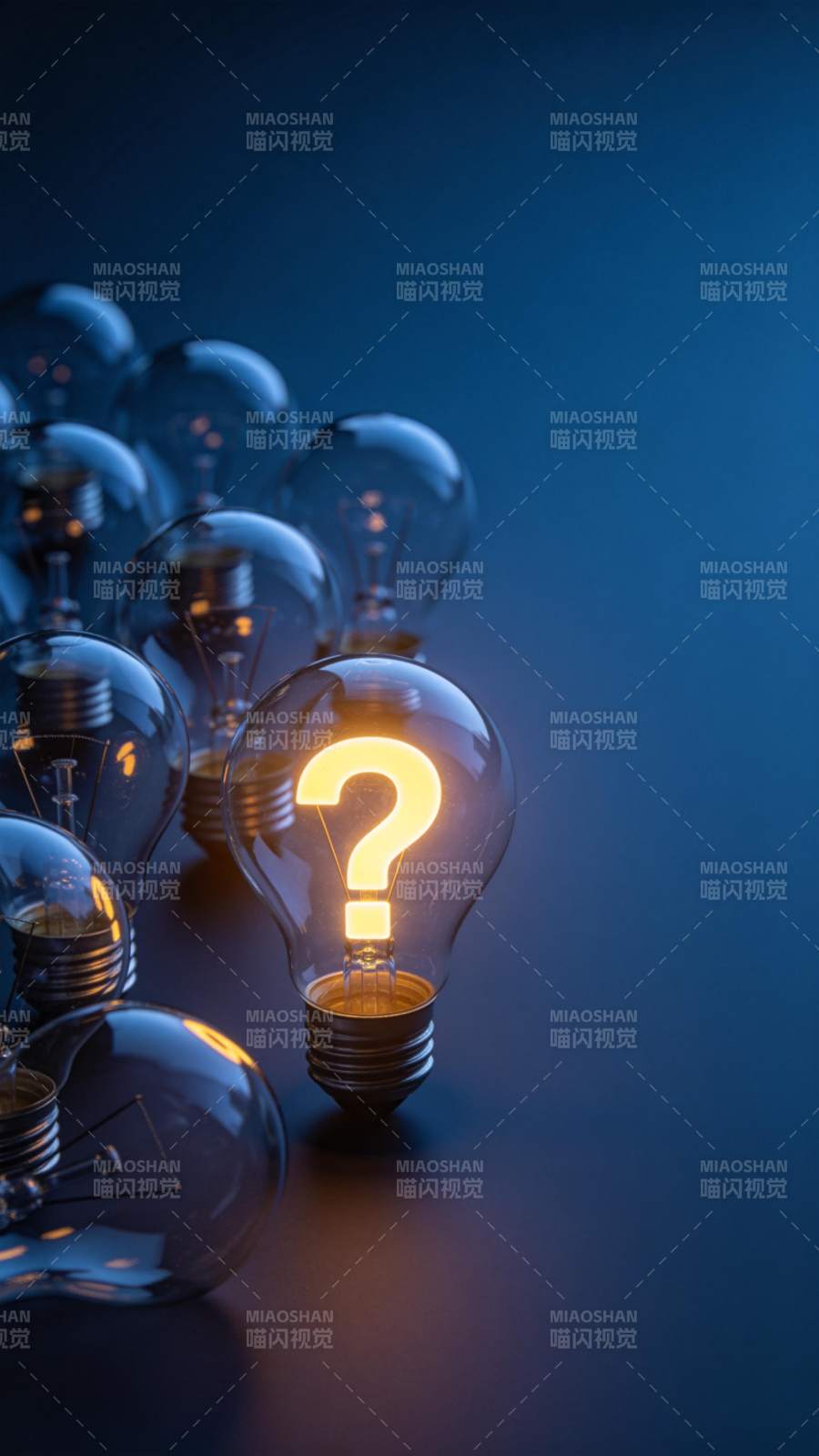 灯泡中的问号图片