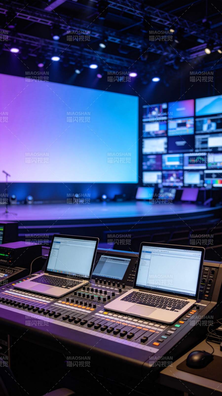 专业演播室控制台图片