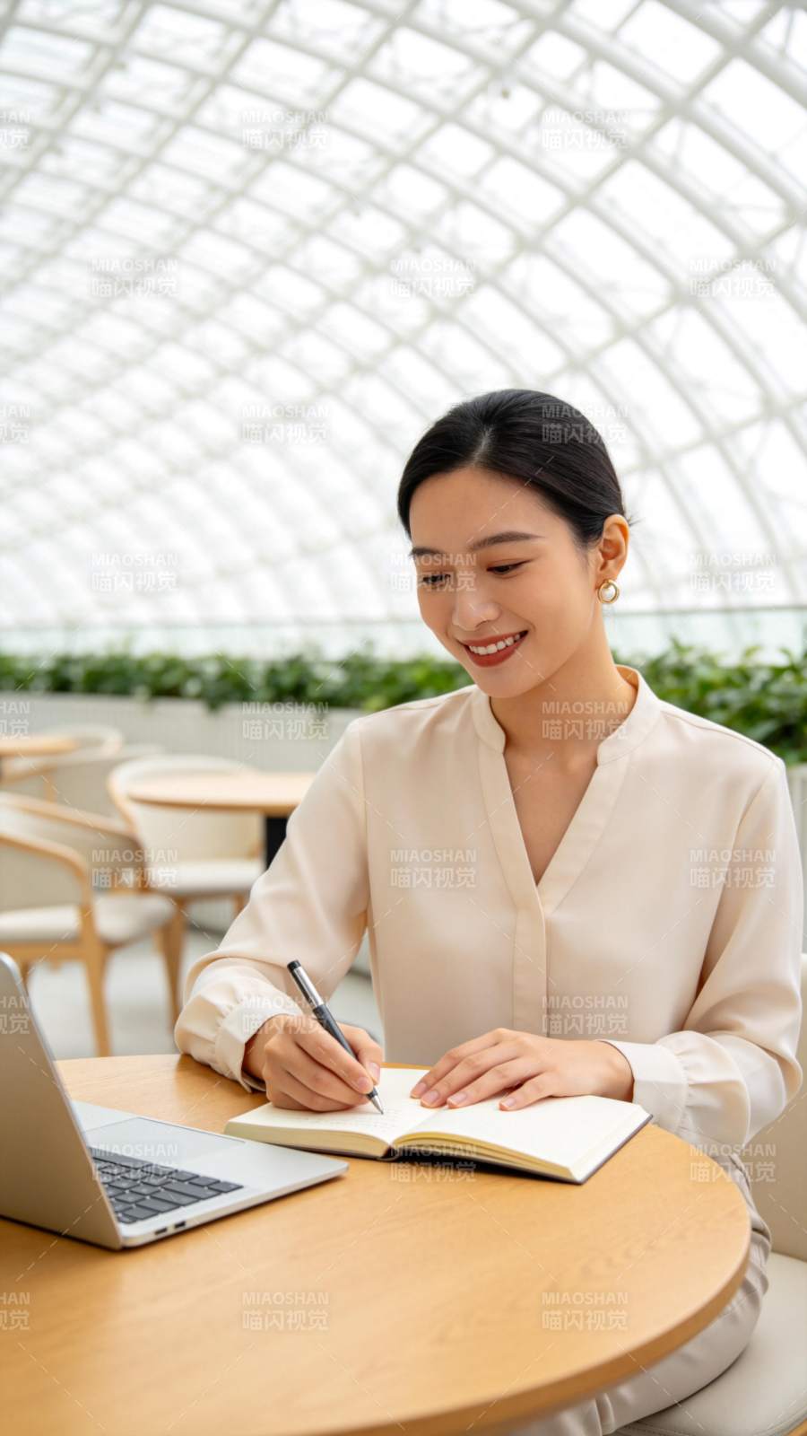专注书写 微笑学习图片
