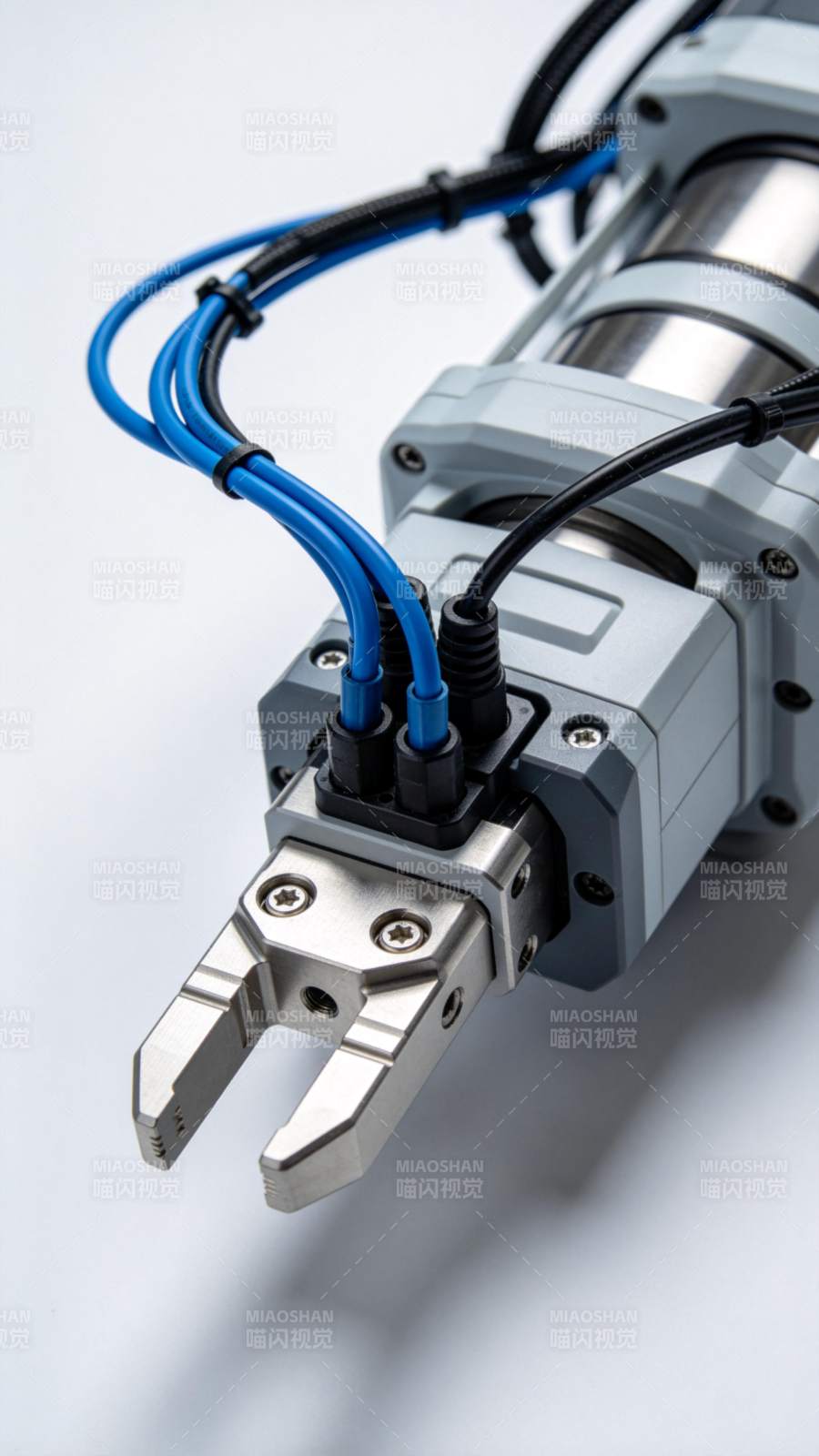 机械臂夹爪特写图片