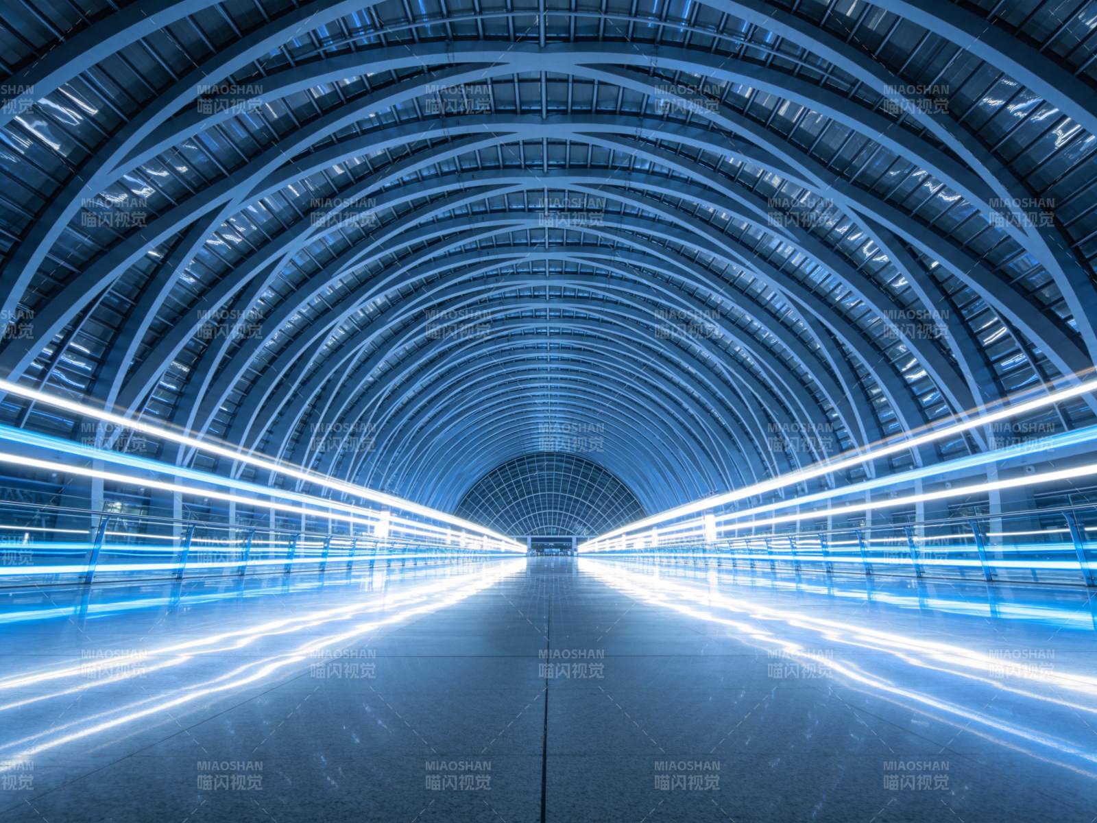 未来隧道光影图片