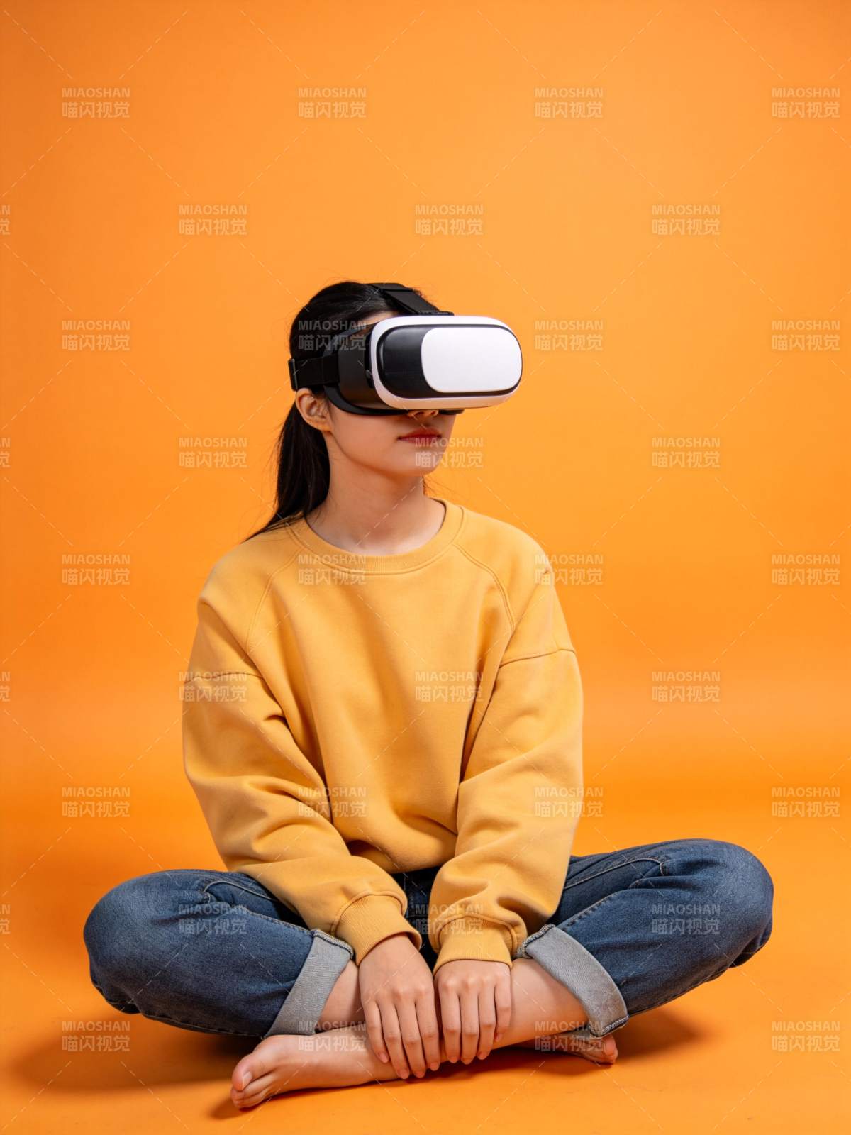 沉浸虚拟世界图片