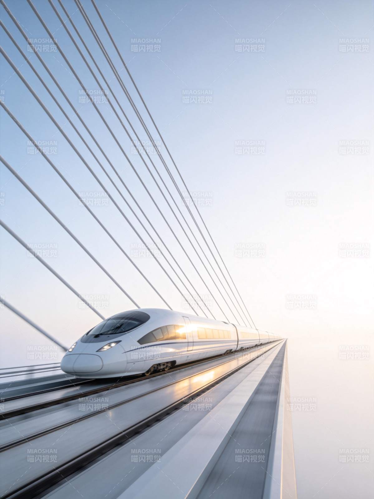 高速列车飞驰桥上图片