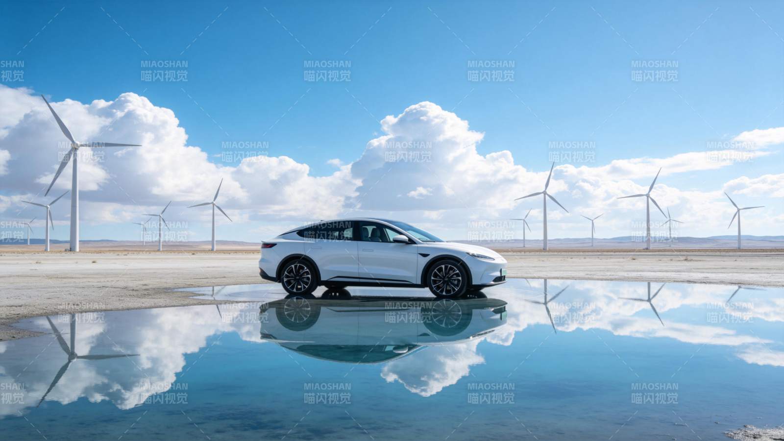 风车映水 电车静停图片