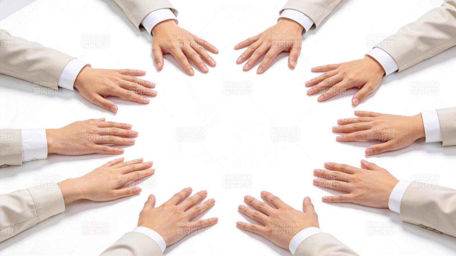 团结协作 共筑未来图片