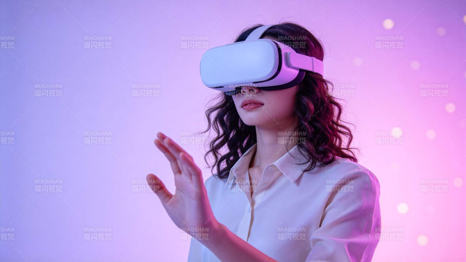 沉浸虚拟现实体验图片