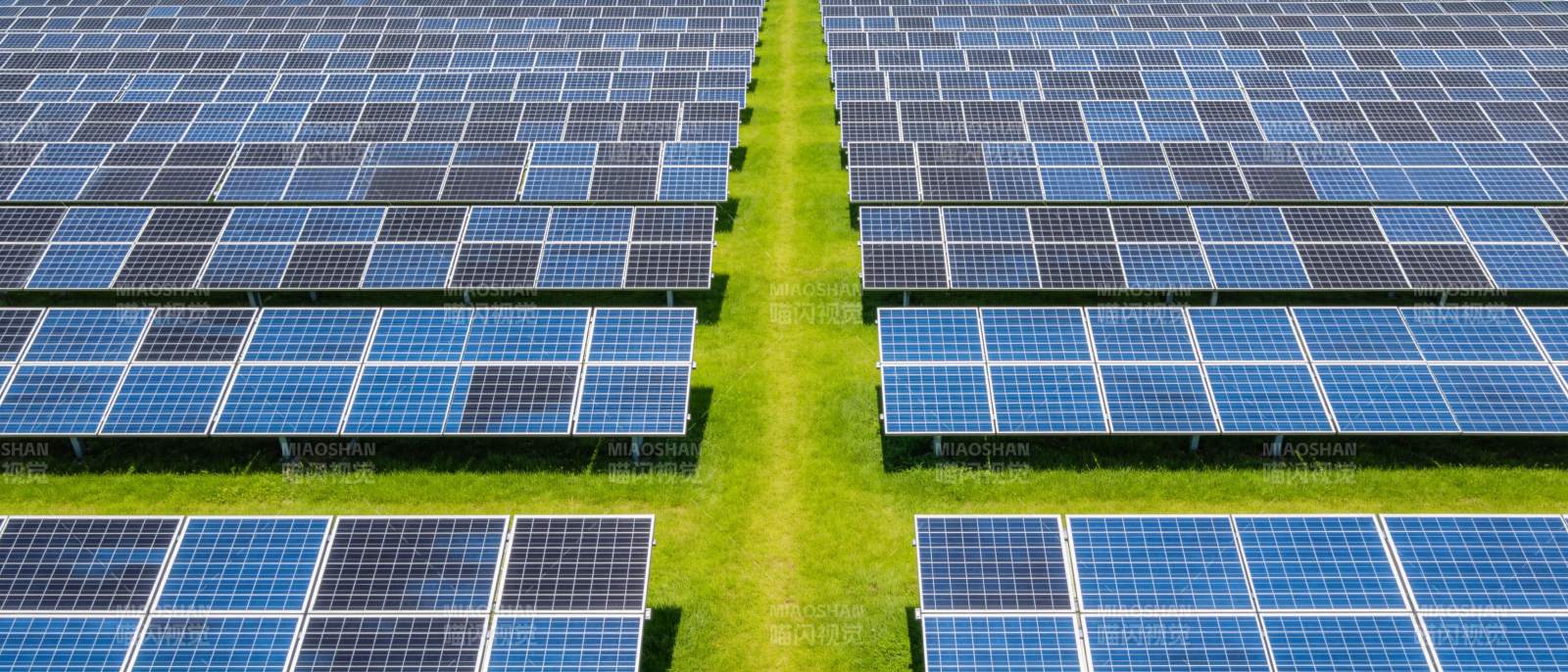 太阳能板阵列图片