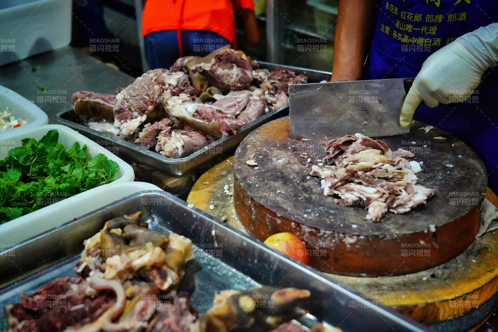 街头美食摊位图片