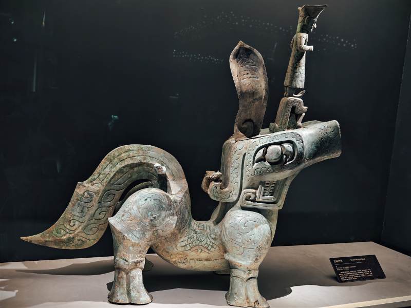 青铜神兽 骑人造型图片