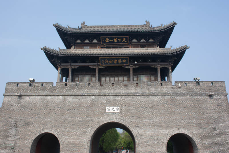 台儿庄古城城楼图片