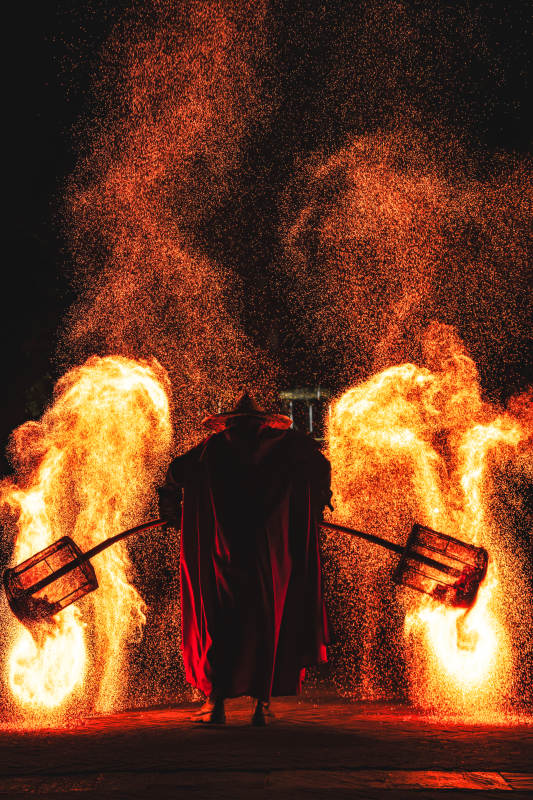 火舞狂夜 双焰焚天图片