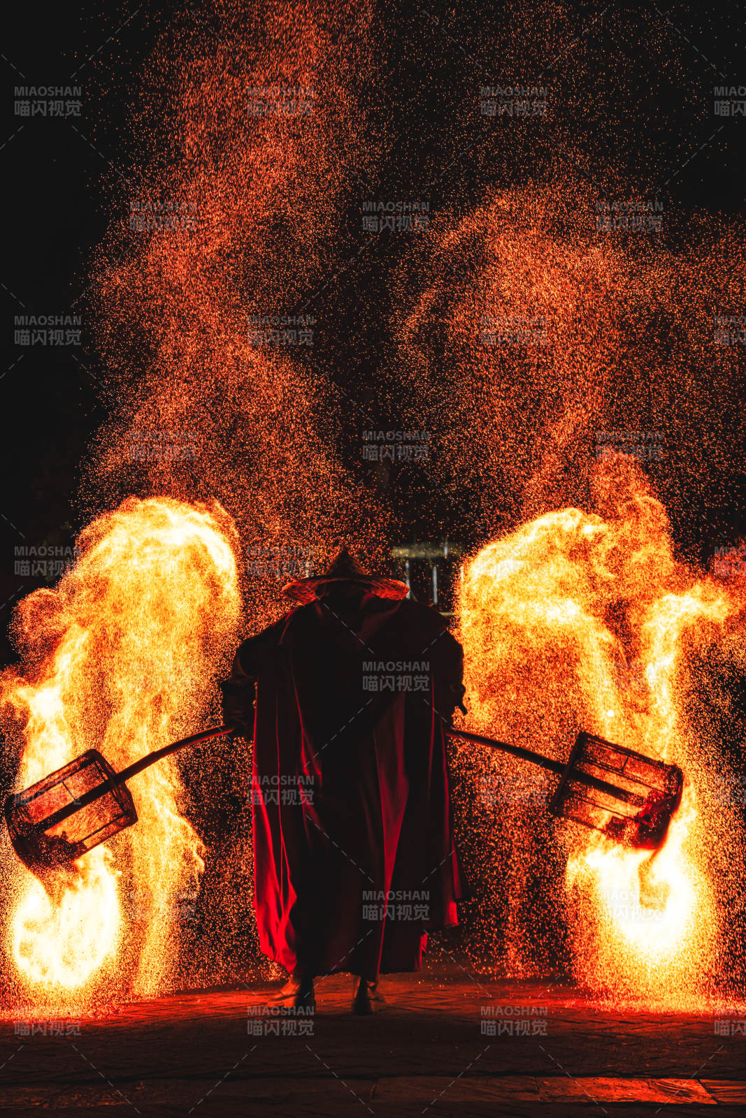 火舞狂夜 双焰焚天图片