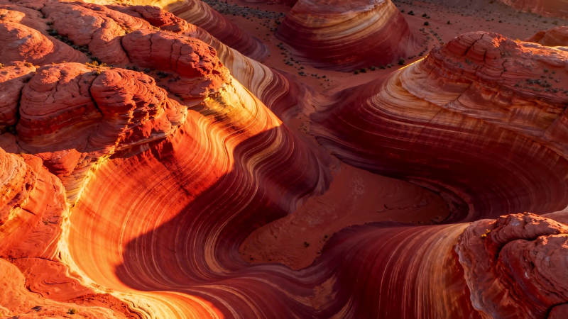 红岩波浪谷 大地艺术奇观图片